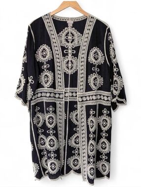 Chicos Embroidered Kimono Black Ivory Size M/L Flowy Open Cardigan Duster